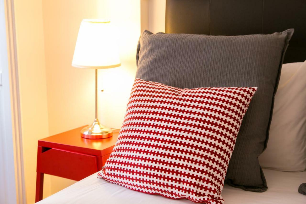 Joivy Cosy 1-bed Flat With Balcony In Alfama, Moments From The Port Lissabon
